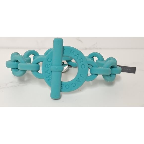 NEW Marc By Marc Jacobs Aqua Lagoon Turnlock Silicone Bracelet - Picture 1 of 4